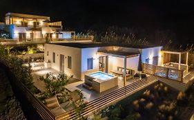 Mneme Suites & Villas